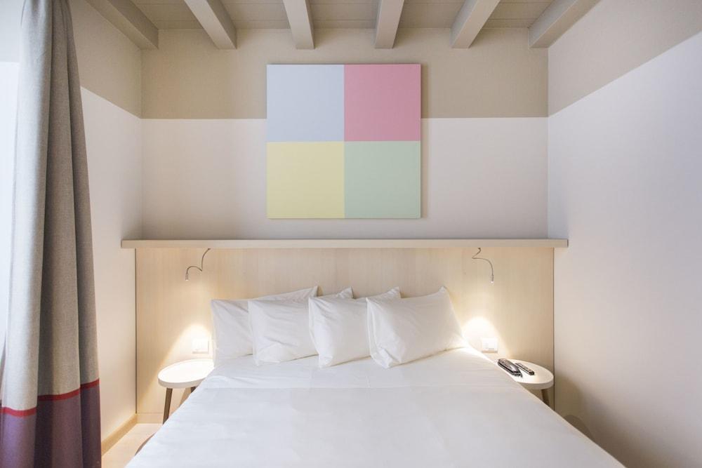 Savona 18 Suites Milano Eksteriør bilde